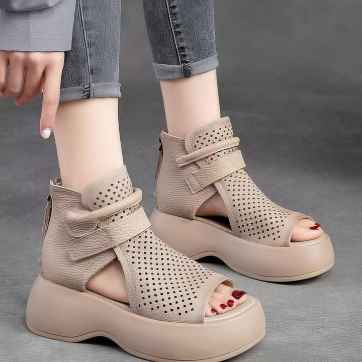 Audrey - Sandálias com forma de botas